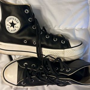 Womans Black Platform Leather Converse Size 9